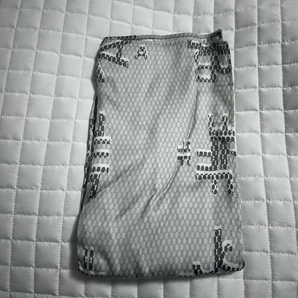 India Hicks Graphicks Scarf - NWT - Picture 4 of 6